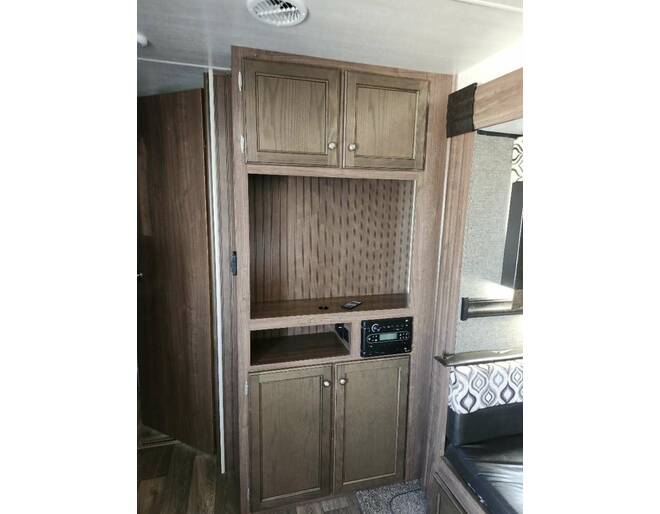 2018 Heartland Prowler 281TH Travel Trailer at Kellys RV, Inc. STOCK# CONSIGN49 Photo 9