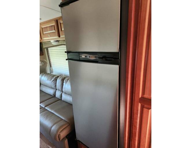 2007 Dynamax Isata Ford E-450 282 Class C at Kellys RV, Inc. STOCK# CONSIGN53 Photo 13