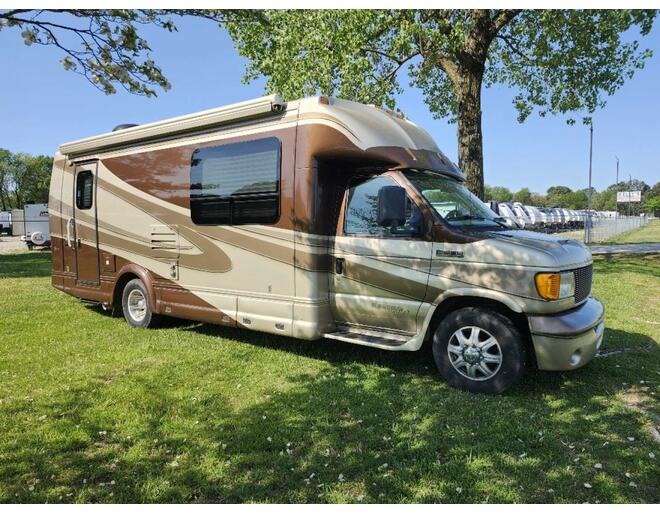2007 Dynamax Isata Ford E-450 282 Class C at Kellys RV, Inc. STOCK# CONSIGN53 Exterior Photo
