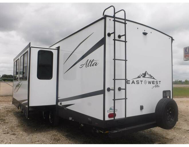 2022 East to West Alta 2800KBH Travel Trailer at Kellys RV, Inc. STOCK# 4386B Photo 2