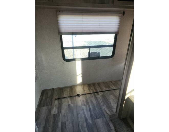 2019 Coachmen Catalina Legacy Edition 293RLDS Travel Trailer at Kellys RV, Inc. STOCK# CONSIGN46 Photo 2