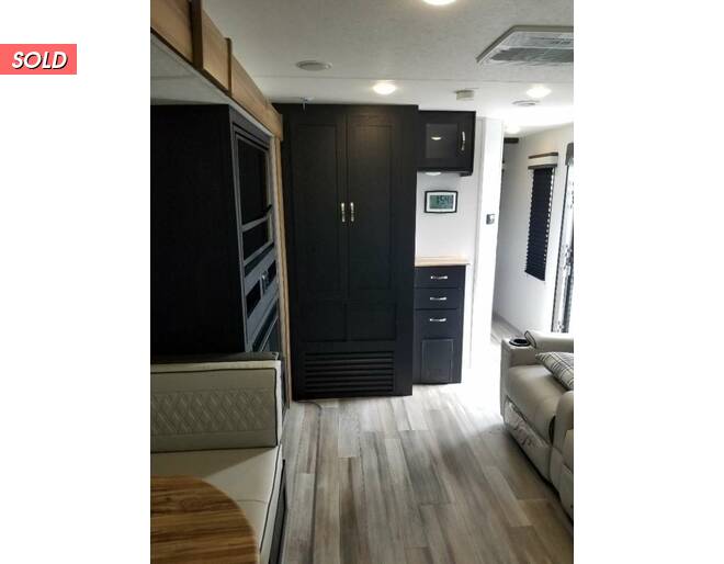 2023 Coachmen Freedom Express Ultra Lite 274RKS Travel Trailer at Kellys RV, Inc. STOCK# CONSIGN54 Photo 8
